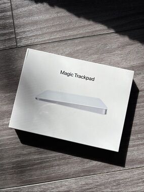 NEW Apple Magic Trackpad Silver White
